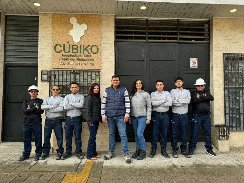 Cúbiko Arquitectura. Nuestro equipo. Diseño de todo tipo de muebles, mobiliario, carpintería arquitectónica, remodelaciones y obra civil en Bogotá, Colombia. Proyectos en el hogar, comercial y empresarial. Closets, Cocinas integrales, Muebles para baños, Mobiliario para oficinas, Centros de entretenimiento, Puertas entamboradas y macizas, Decoración y manejo de maderas Contrachapadas. Asesoría en diseño y arquitectura interior, Presentación de planos técnicos, Mobiliario, Ebanistería, Remodelaciones, Renders. Diseñamos Espacios comerciales para Locales, Vivienda, Oficinas. Mantenimiento y lavado de fachadas en Bogotá, Colombia. Impermeabilizaciones, Obras civiles, Reparaciones locativas, Fabricación y montaje de estructuras metálicas, Fabricación y montaje de divisiones para oficinas en vidrio y acero inoxidable, Mobiliario en acero inox, Mobiliario y superficies en resina acrilica corian. Diseño de muebles y mobiliario para Sector educativo y Sector salud.